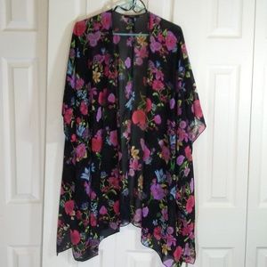Forever 21 Floral Print Kimono